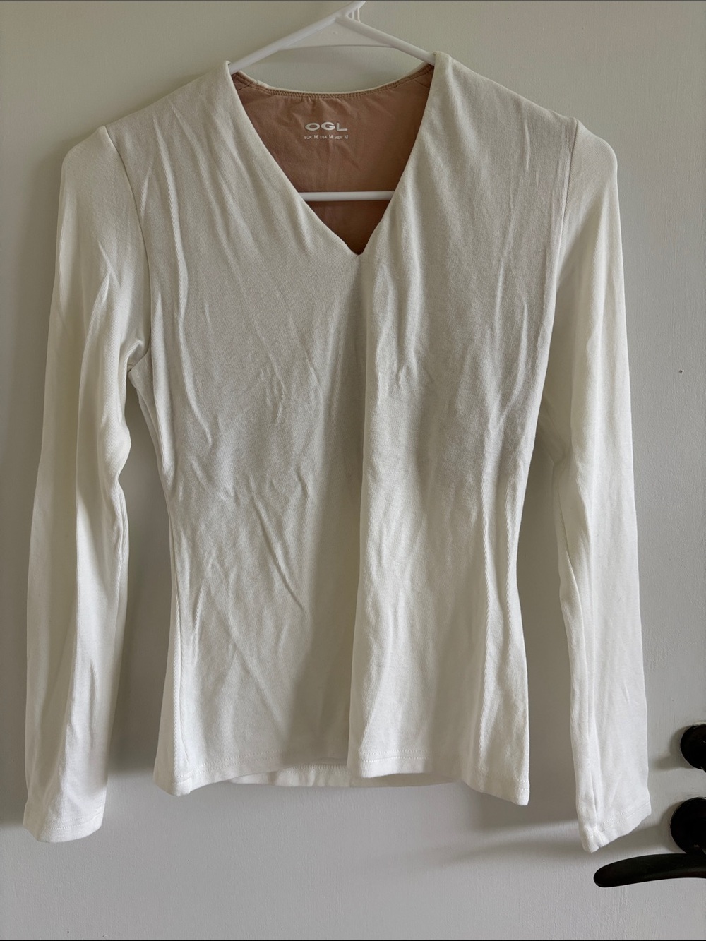 OGL White V-Neck Bra Top Tee Long Sleeves